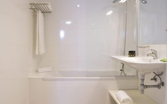 Aqualuz Lagos One Bedroom Apartment Premium