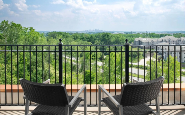 Courtyard Kansas City at Briarcliff