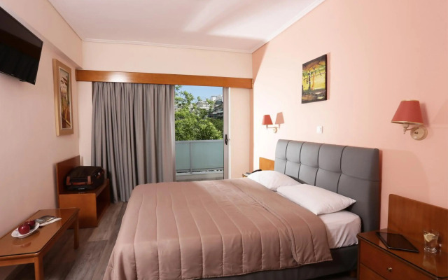 Xenophon Hotel