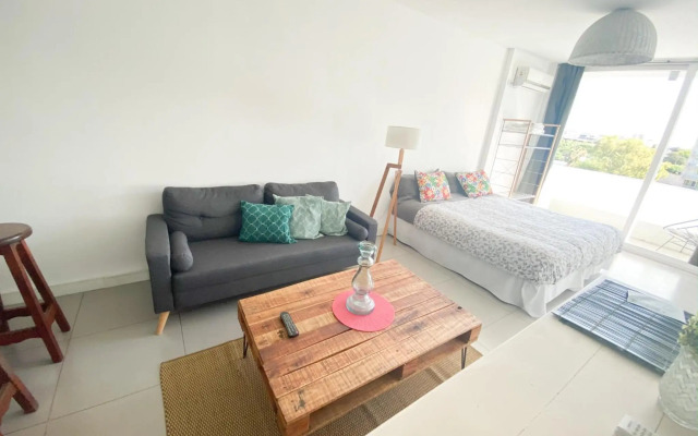 Vizion Hollywood Apartments