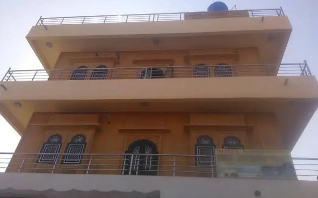 Hotel Desert Memories