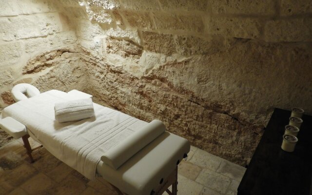 Aeris Suite & Relax