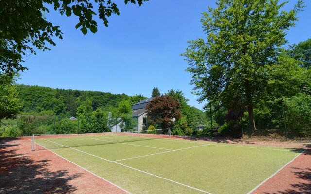 Lavish Holiday Home in Durbuy With Garden