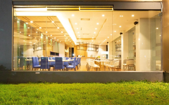 Le Srivaree Suvarnabhumi Airport Hotel