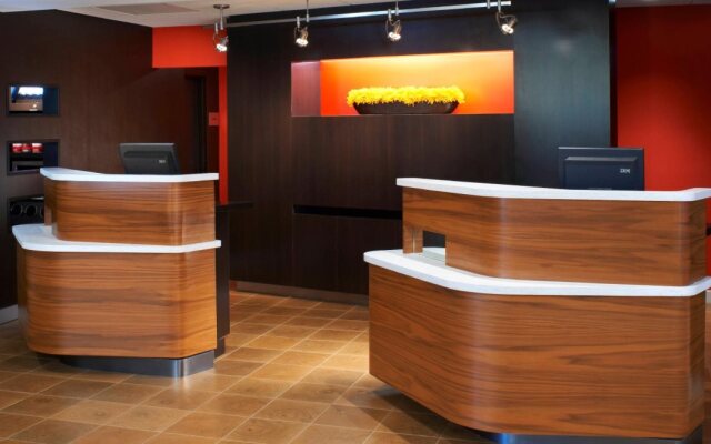 Courtyard by Marriott Chicago Lincolnshire