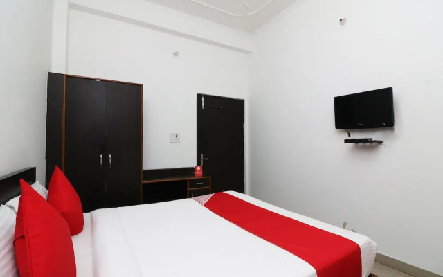 OYO 24199 Hotel Ojus Tower