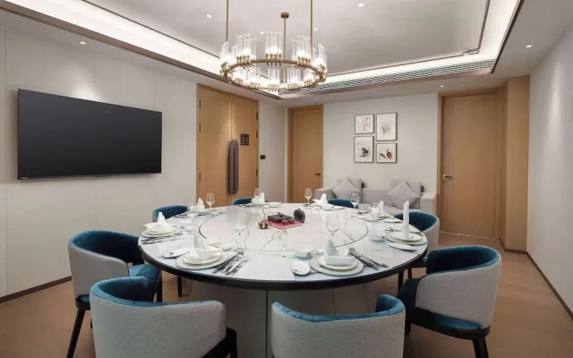 Wyndham Grand Xinchang Downtown