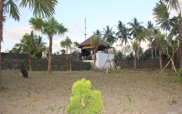 Uma Dong Loka Village