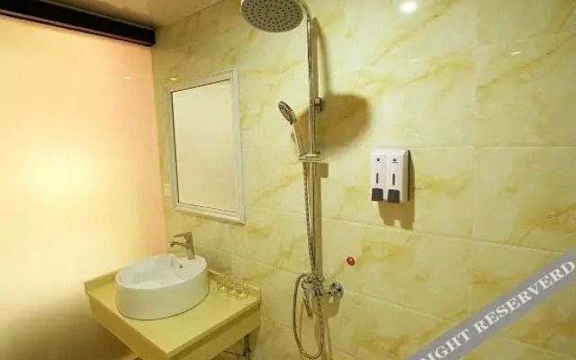 Tianhao Hotel