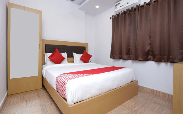 Krishna Guest House by OYO