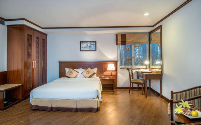 May De Ville Trendy Hotel & Spa