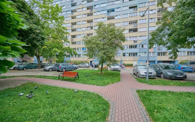 Cozy Zielińskiego Apartment by Renters