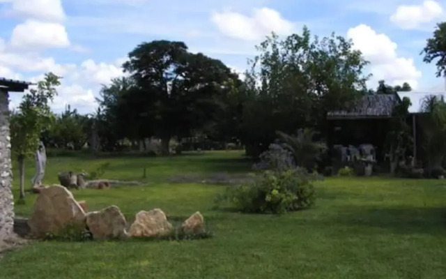 Eldorado Guest House & Camping