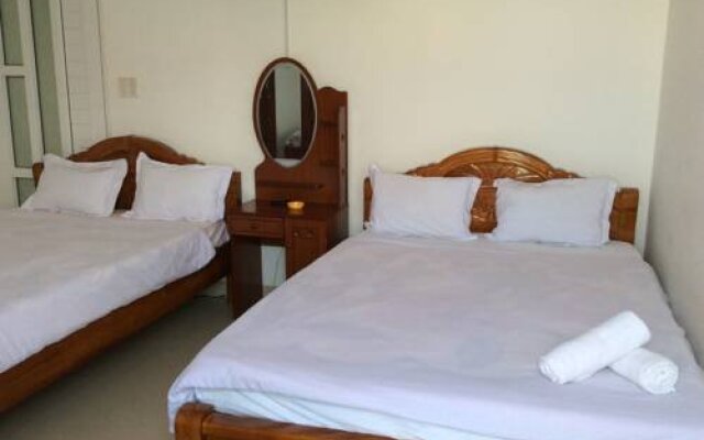 Bat Tri Hotel