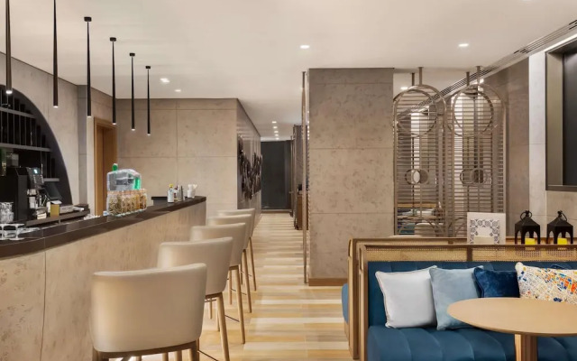 Mercure Dubai Gold District