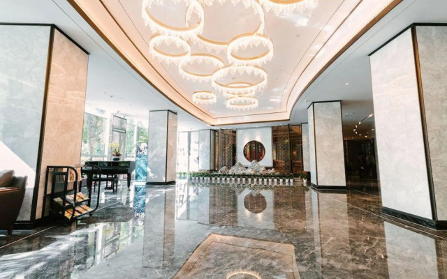 Nade Hotel