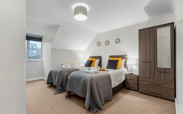 KVM - Hampton House