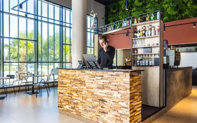 Ibis Marseille Marignane Technopole