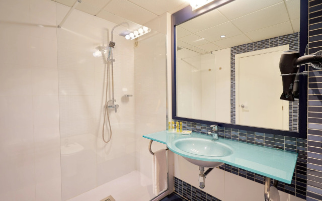 Отель Eurostars Malaga