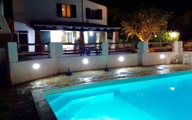 Alghero Villa Melissa per 6 persone con piscina e giardino