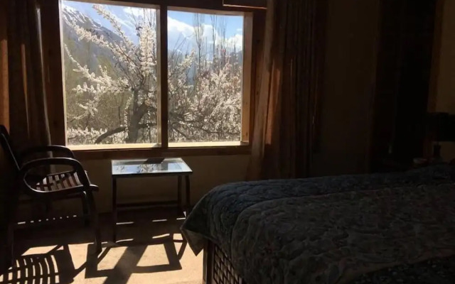 Embassy Villa Suites