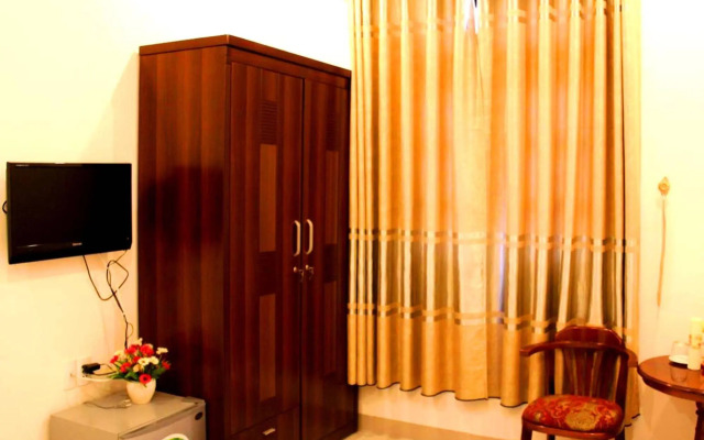 Phuong Binh Hotel