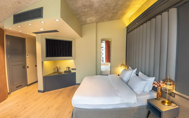 Sandali Metekhi Boutique Hotel