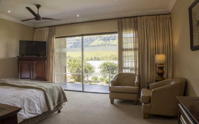 Cathedral Peak Hotel