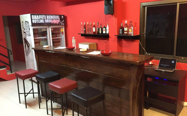 Red Boutique Hostel