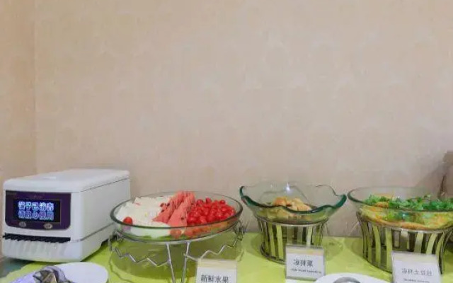 Jingshun International Hotel (Shenzhen Bao'an Airport Fuwei Metro Station)