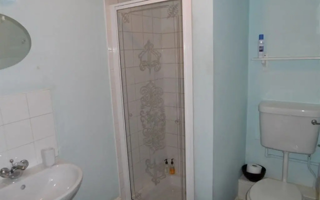 Warwick Lodge Guesthouse