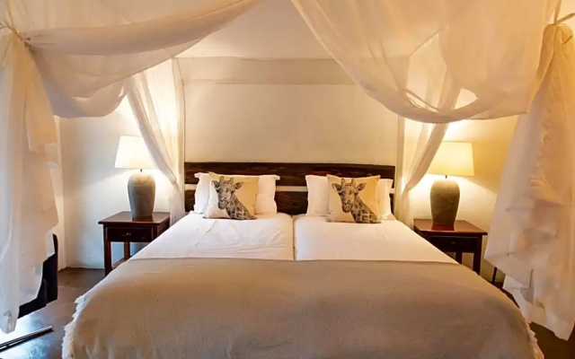 Kingly Bush Villa