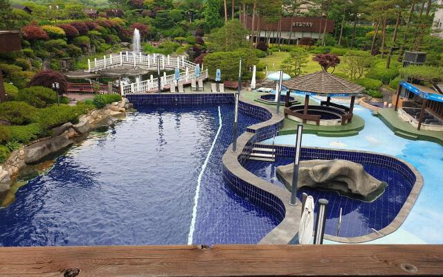Chereville Spa Tourist Hotel