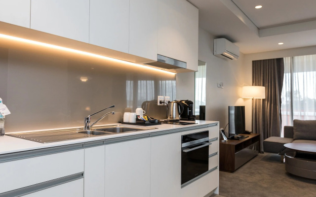 The Branksome Hotel And Residences