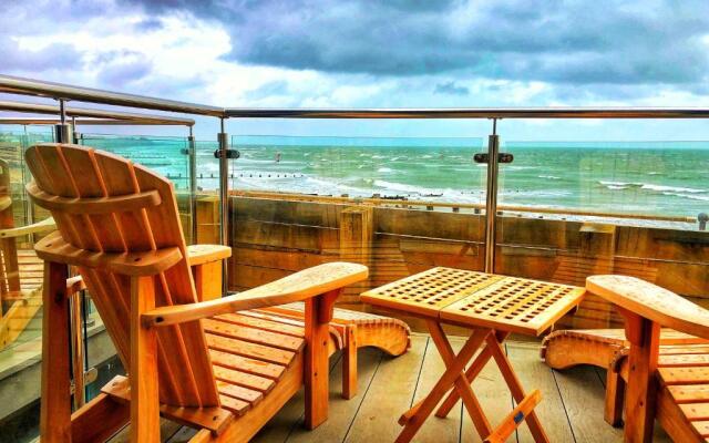 Beach Hut Suites