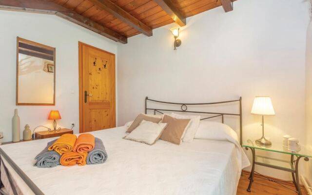 Awesome Home in Dobrinj With Wifi and 3 Bedrooms