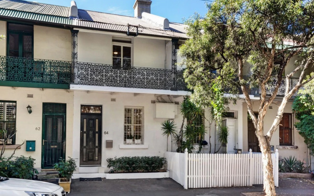Pyrmont Self-Contained House 64 BUL