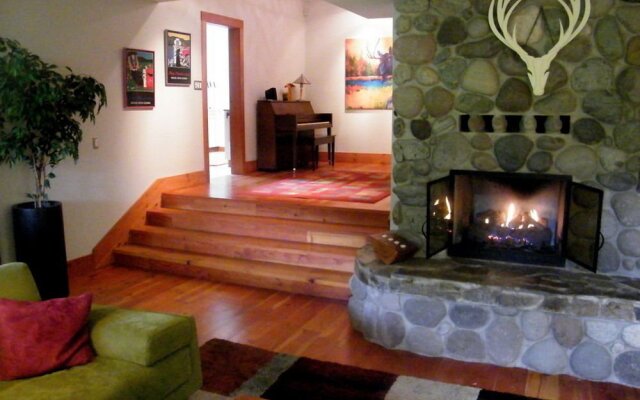Rivermyst 2 Bedroom Luxury Suite