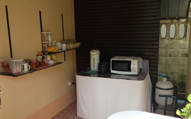 OYO 325 Naiyang Cottage (Vaccinated Staff)