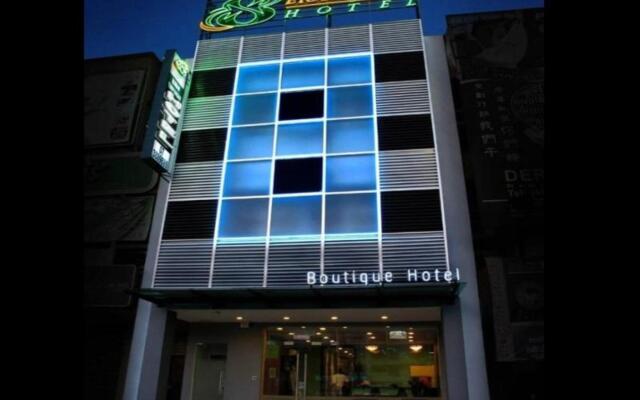 Eight Days Boutique Hotel @ Permas Jaya