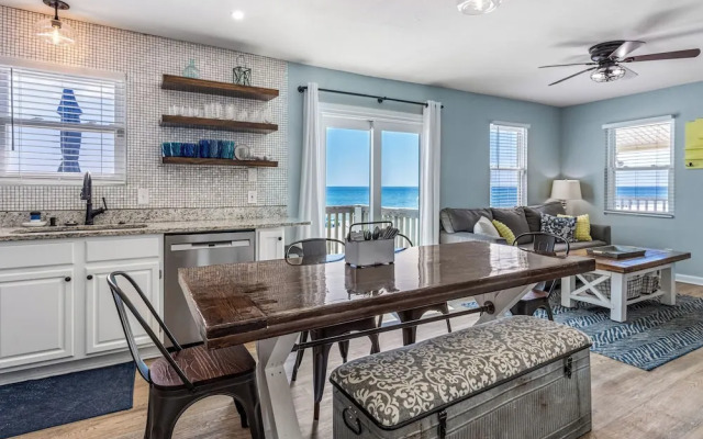 Sunrise Village #210