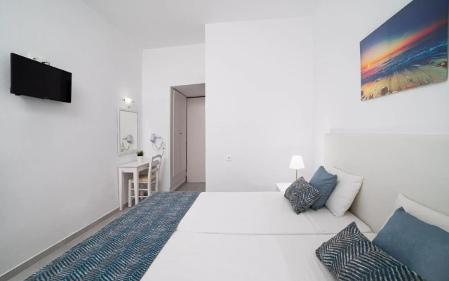 Roxani Hotel