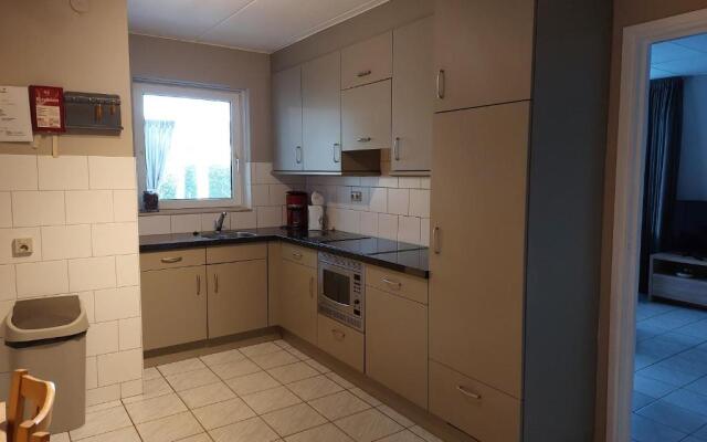 Boszicht aan de Kust 1