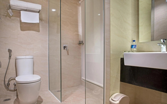 Grand Whiz Hotel Poins Simatupang Jakarta
