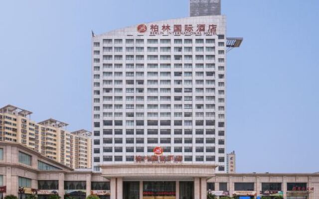 Zhumadian Berlin Jianguo International Hotel