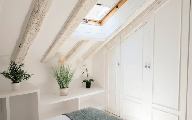 Slow Suites Sol