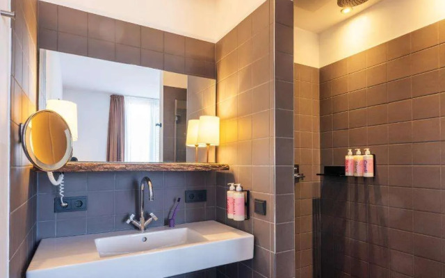 Numa Berlin Weinmeister