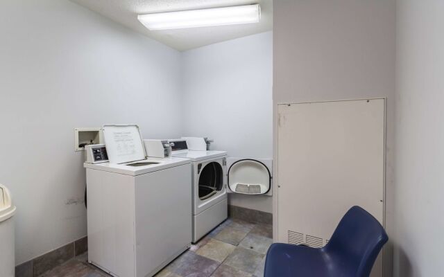 Motel 6 Milan, OH - Sandusky