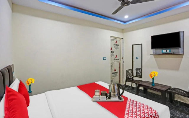 OYO Flagship 70297 Royal Palace Guest House