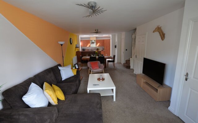 Delightful Holiday Home in Warwick near Castle